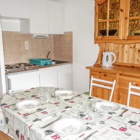 L'enclave I Et J-7 By Interhome Apartment
